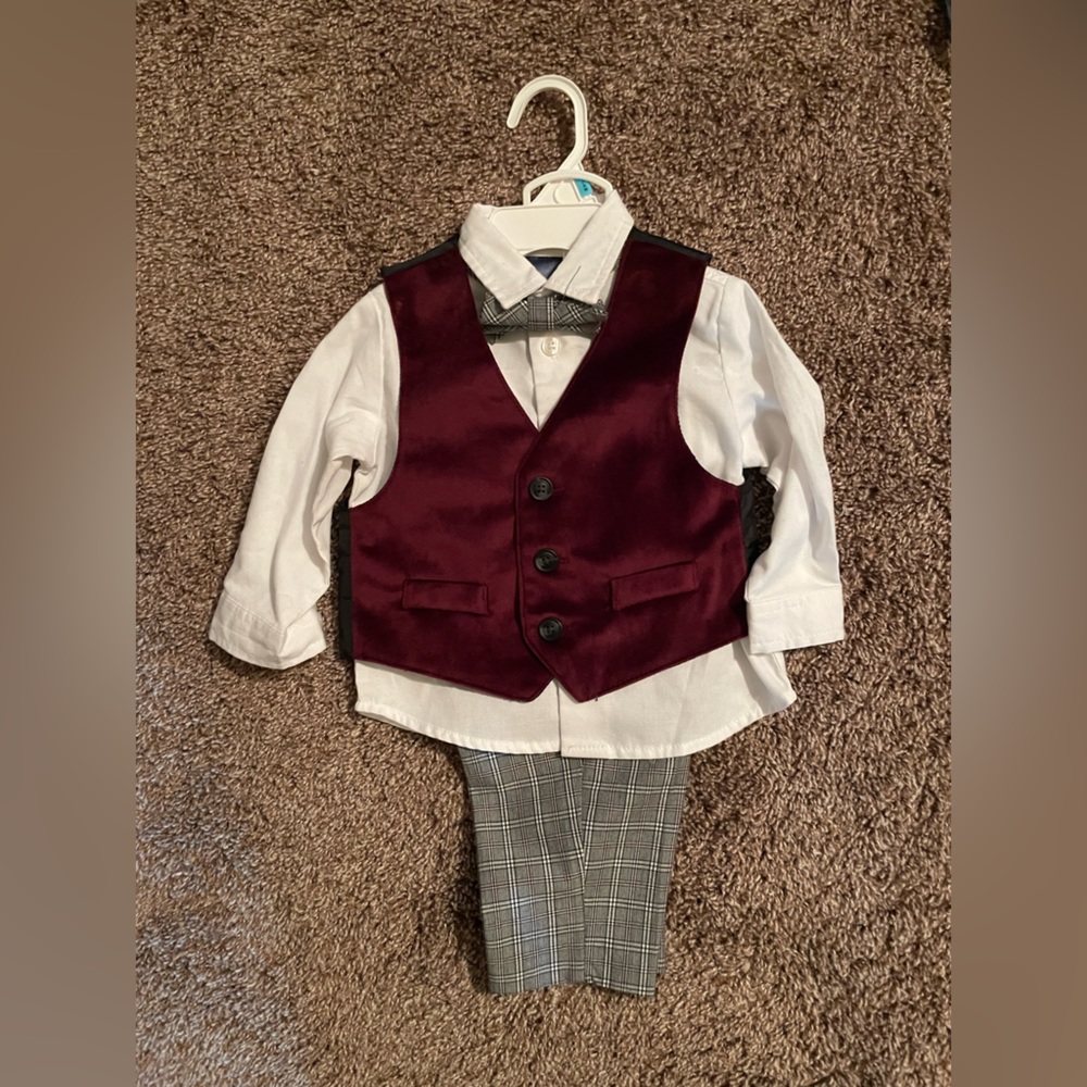 4 piece Nautica Suit - worn once